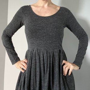 Talula | Aritzia | Grey Skater Dress | Size M